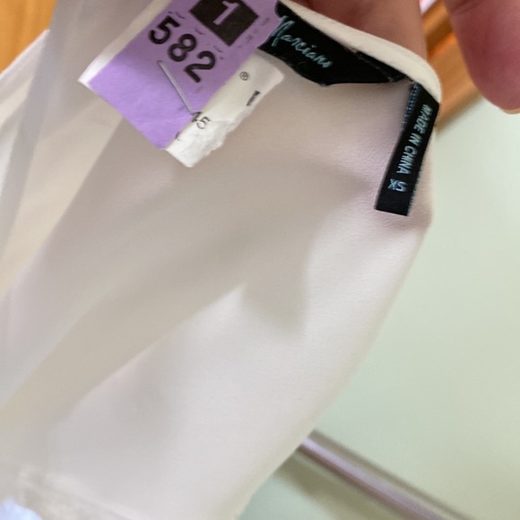 Embroidered very stunning!! - Picture 3 of 3